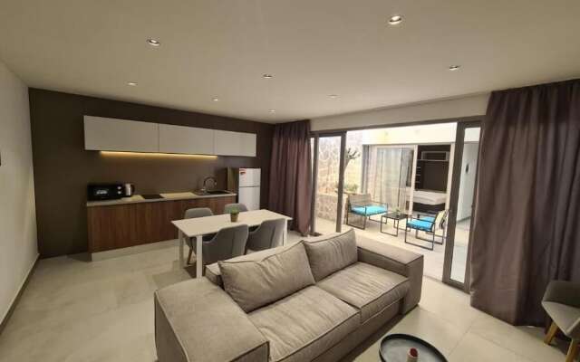 Sutivan Luxury Apartments