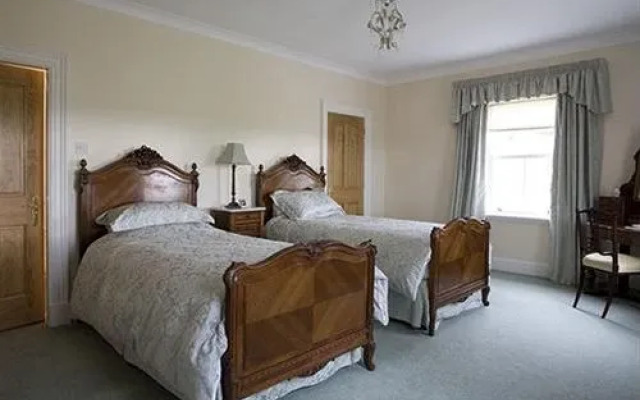 West Longridge Manor B&B