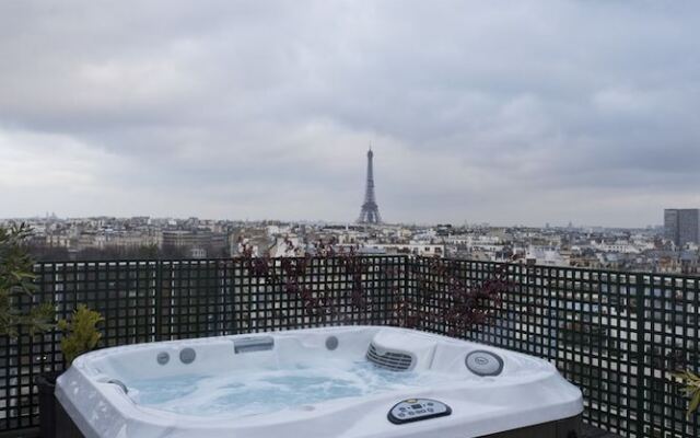 Views of the Eiffel Tower