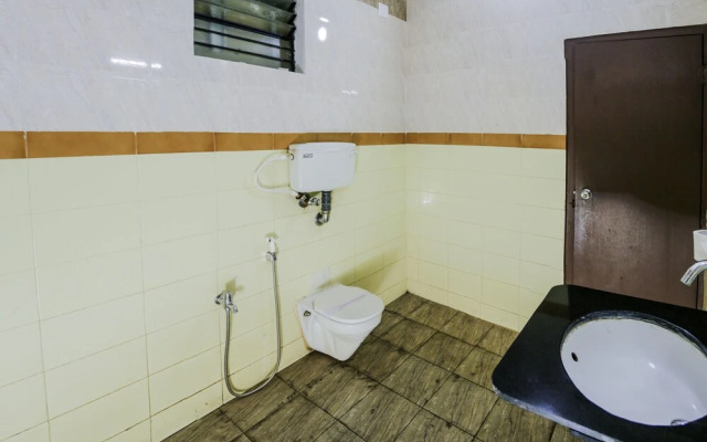 OYO 24519 Hotel Mother Palace