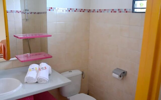 House With one Bedroom in Les Anses-d'arlet, With Enclosed Garden and Wifi