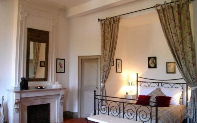 Clos De Venes Domaine Viticole