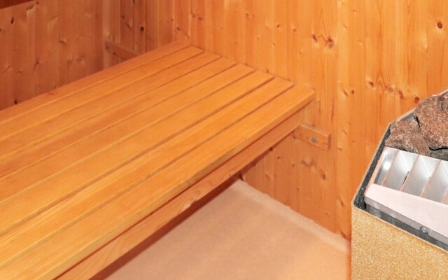 6 Person Holiday Home in Falkenberg
