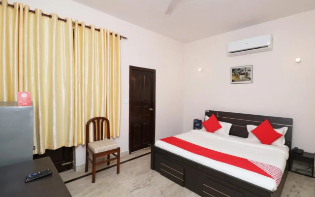 OYO 22764 Sun Hotel