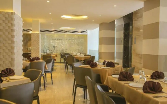 Capital O 1710 Hotel The Supreme