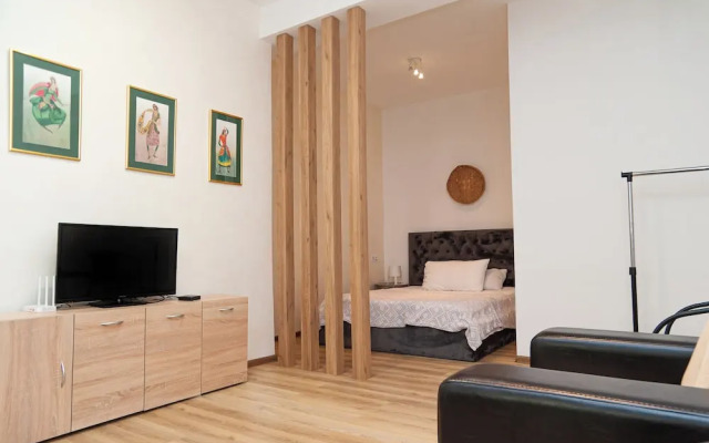 Cute Ground Floor with Free Parking