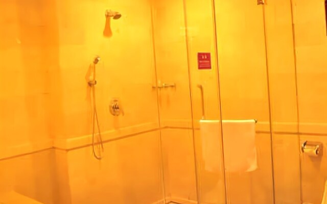 Hua Cui Hotel