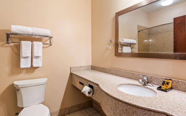 Best Western Plus Seminole Hotel & Suites