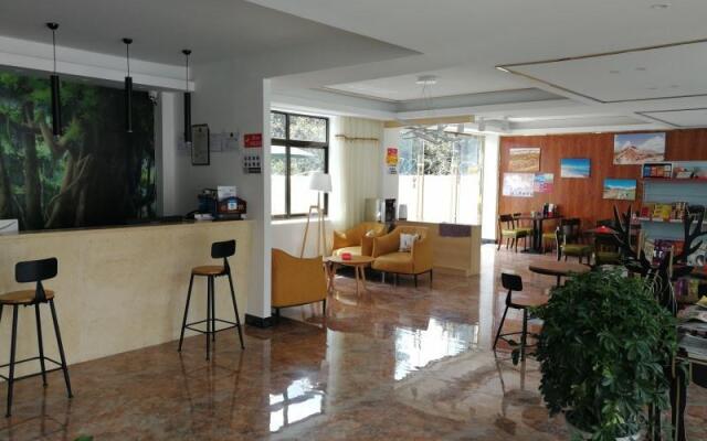 Shell Linzhi Bayi Area G318 Shuangyong Road Hotel