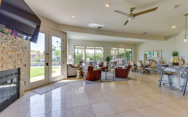 Waterfront Luxury Gilbert Retreat w/ Pool & Spa!