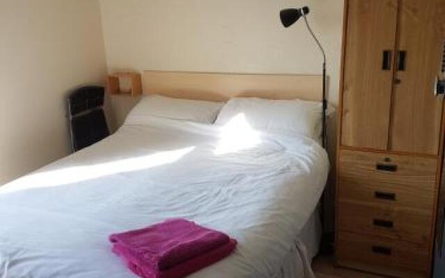 Leecliff Guest House