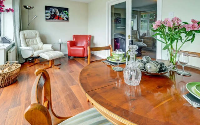 Cedars Lodge