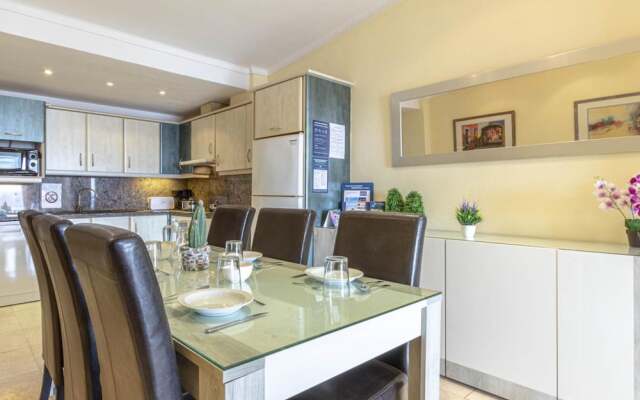 Apartment - 3 Bedrooms with WiFi and Sea views - 107925