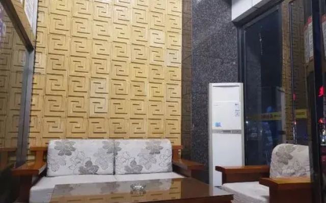 Yunjing Business Hotel