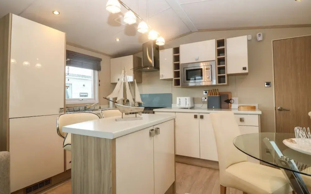 Seafront Holiday Home 2