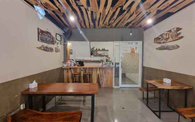 OYO 90919 Arte Residence