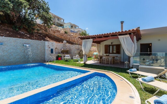 Upscale Villa With Private Pool