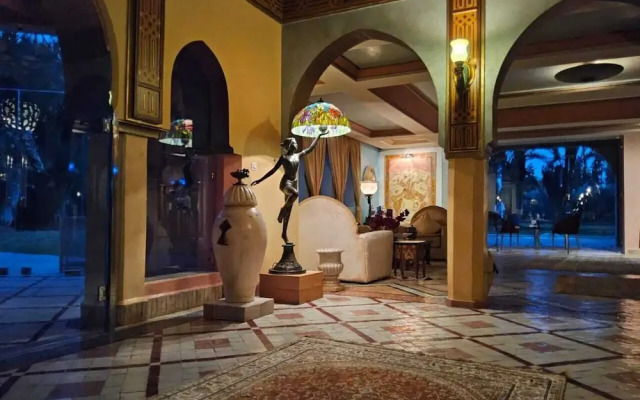 Palais Villa Oyussoud