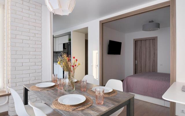 Семейные апартаменты Elenahotel (Еленаотель) на улице Кораблестроителей