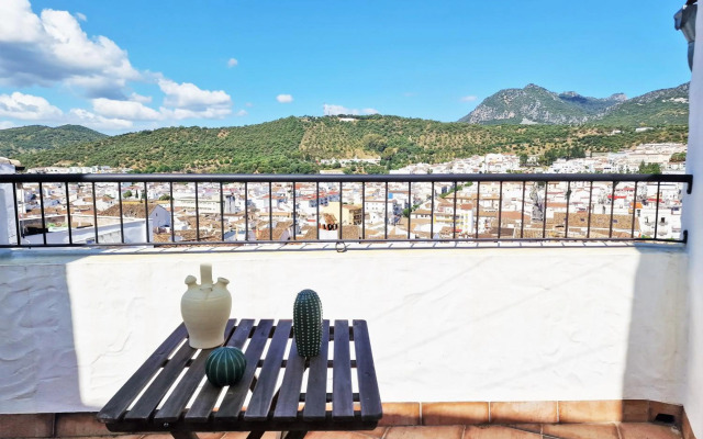 EL BÚCARO. Las Puertitas Rojas