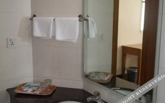 Qinyuan Motel