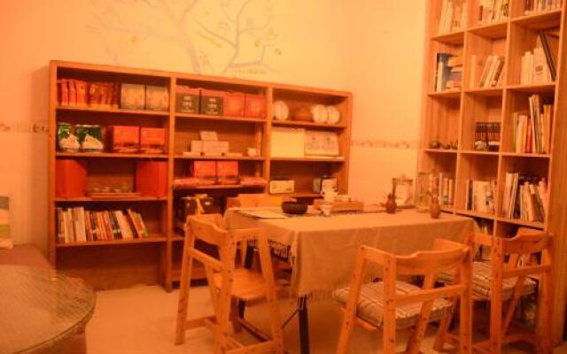 Lotus Landing Hostel