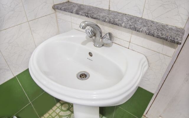 GuestHouser 1 BR Bed & Breakfast