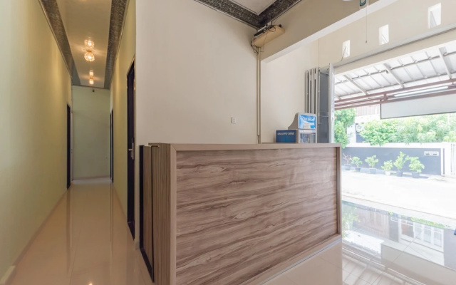 RedDoorz Plus Near Rsud Gunung Jati Cirebon – Lobby – Cirebon