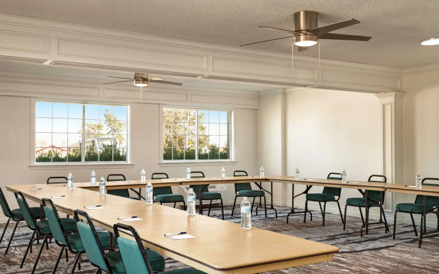 Baymont by Wyndham Blackwell I-35