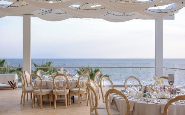 Hiddenbay Teos Hotel Sigacik