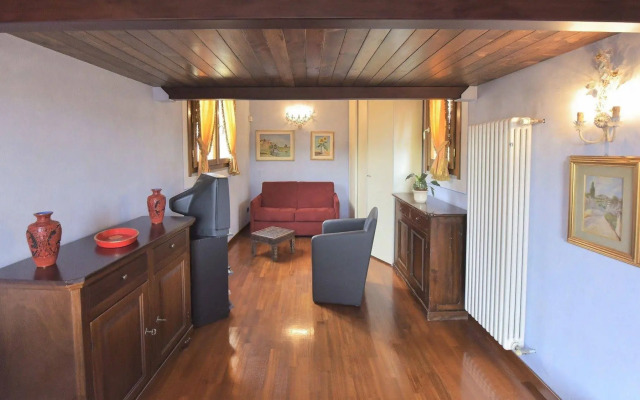 Sani Tourist House