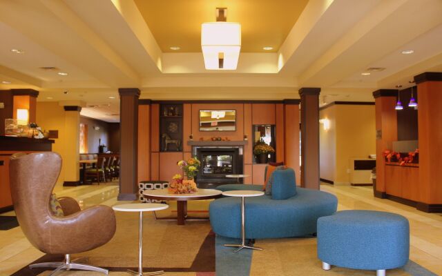 Fairfield Inn & Suites Seymour
