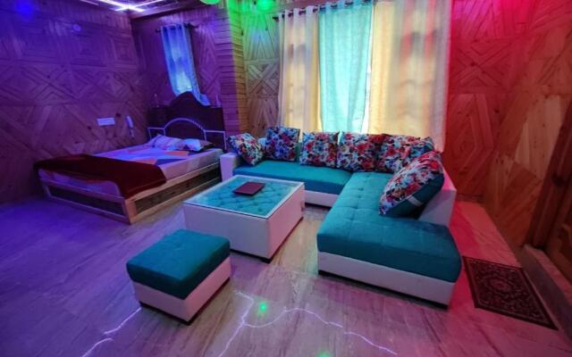 Majestic Mountain Bhaiji Guest House