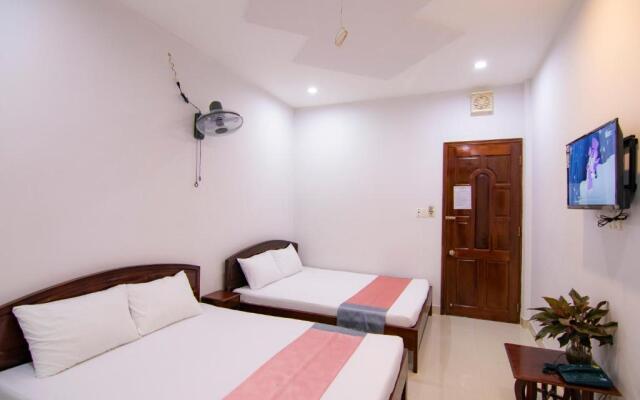 The Giang Hotel