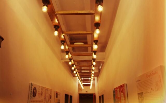 Cohostel
