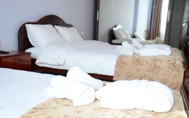 Guest House Batumi Globus