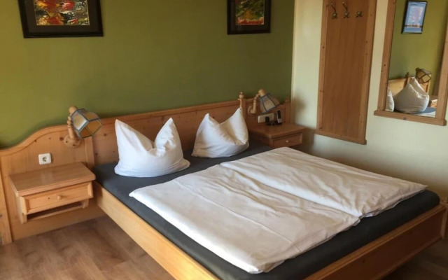 Hotel & Gasthof Zur Linde