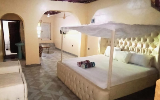 Babalao Hotel & Restaurant Malindi