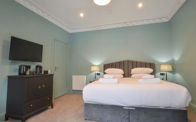 Raniven Guest House