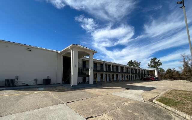 Motel 6 Denham Springs, LA