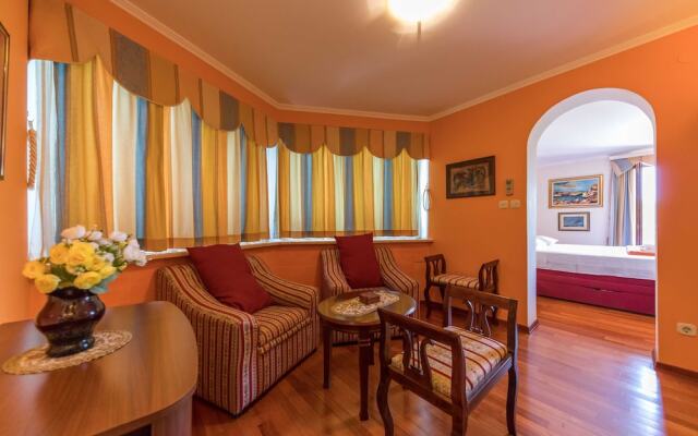 Holiday Home Lapad Beach Royal