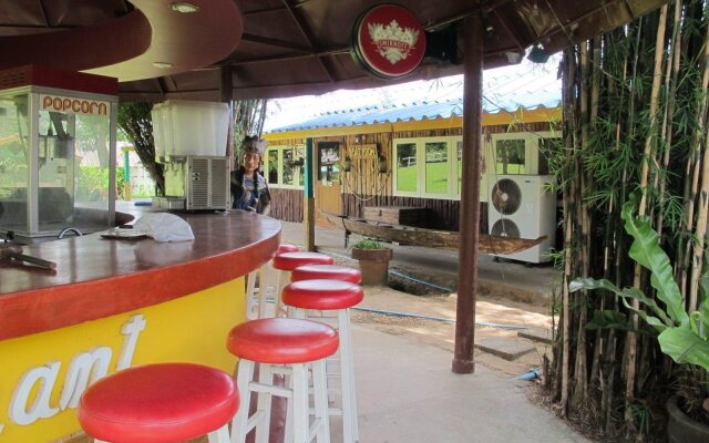 Raidamrongsakul Resort
