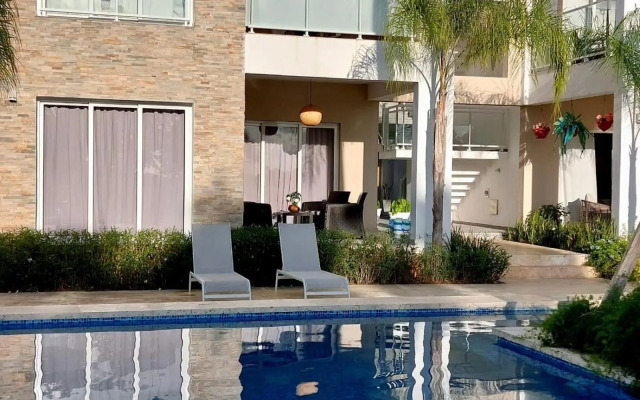 Relax Apto Pool And Golf View in Cana Pearl