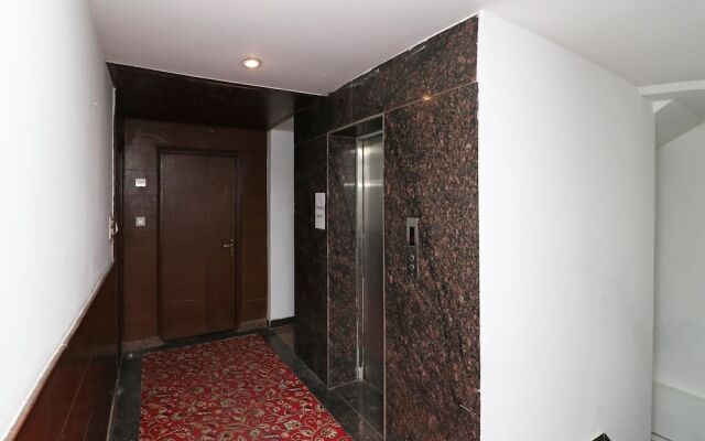 OYO 12780 New Hotel Rajwada