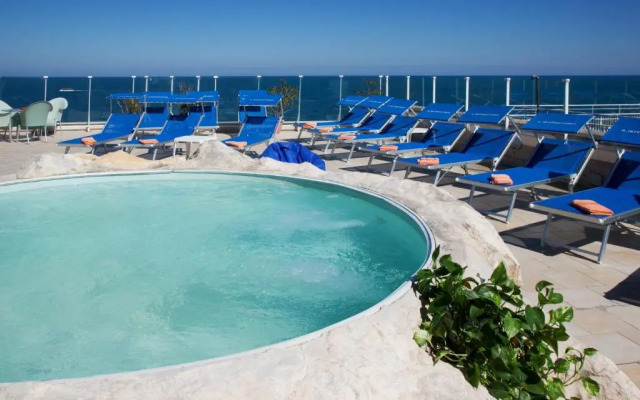 Hotel International
