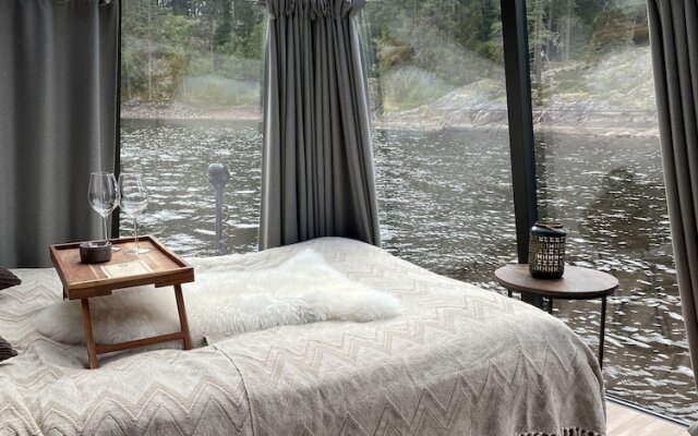 Yggdrasil Igloo Water Huts