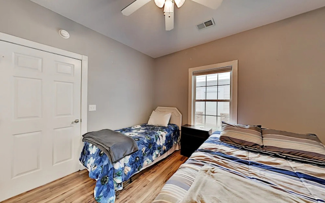 104magno 2 Bedroom Condo