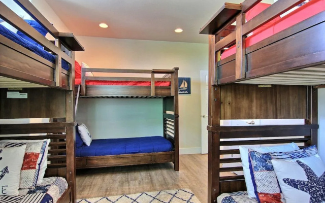 Beach-A-Holic 8121 by RedAwning