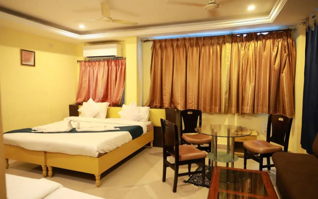 Sravanthy Inn