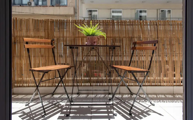 Bue Ark Loving Athens